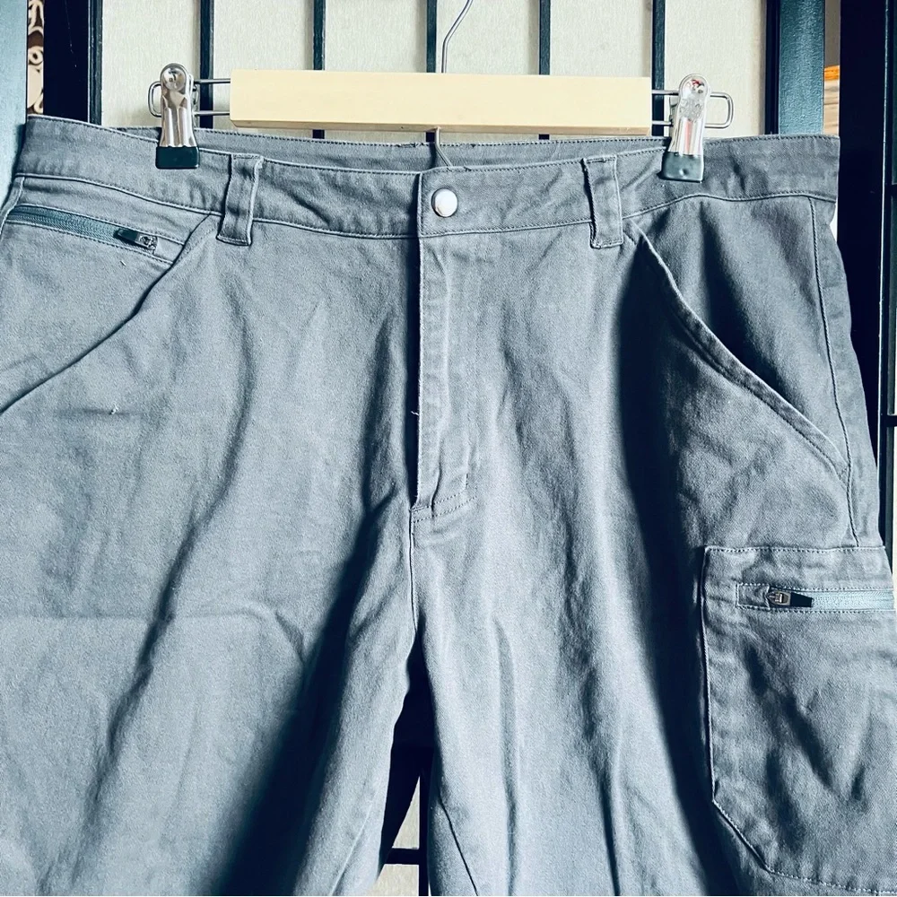 Colosseum athletic grey terrain shorts sz L - Picture 2 of 8